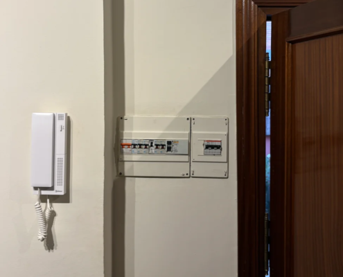 Antiguo cuadro eléctrico en vivienda de Mairena del Aljarafe