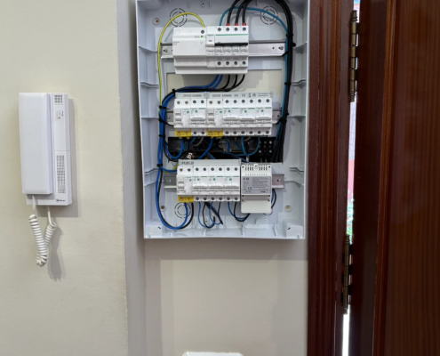 Sustitución de cuadro eléctrico Mairena del Aljarafe