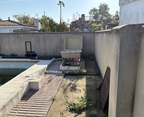 Caseta de depuradora antigua de piscina en Valencina de la Concepción Sevilla Caseta de depuradora antigua de piscina en Valencina de la Concepción Sevilla