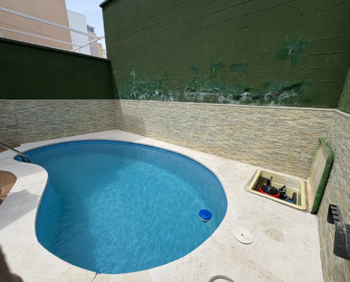 Piscina con depuradora nueva en Castilleja de Guzmán